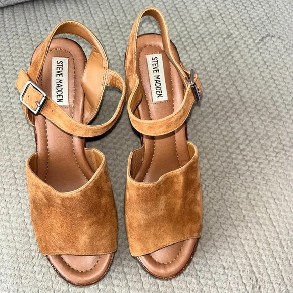 Steve Madden Shoes - STEVE Madden Women's Bellini Platform wedge heel sandal tan suede Size 9 M